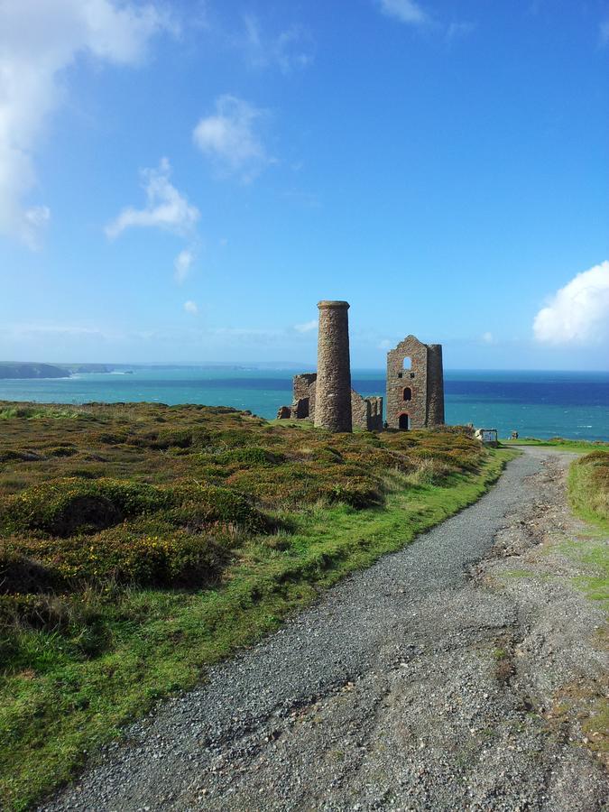 Rose In Vale Country House Hotel St Agnes  Exterior foto