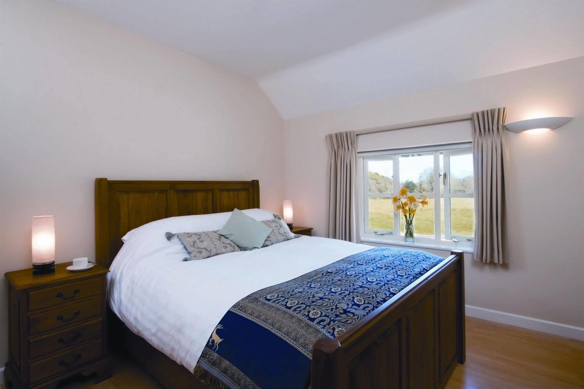 Rose In Vale Country House Hotel St Agnes  Exterior foto
